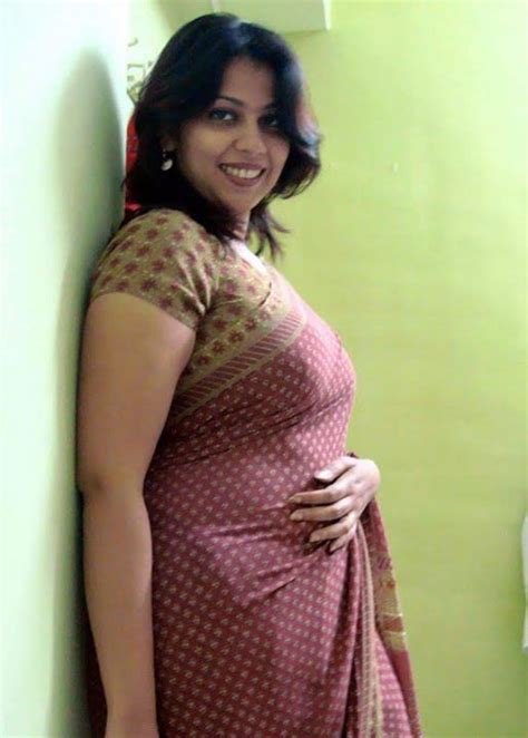 hot aunty|Free Desi Aunty In Saree Hot Photos